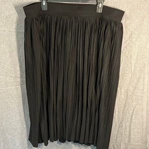 Torrid Accordion Pleated Midi Skirt